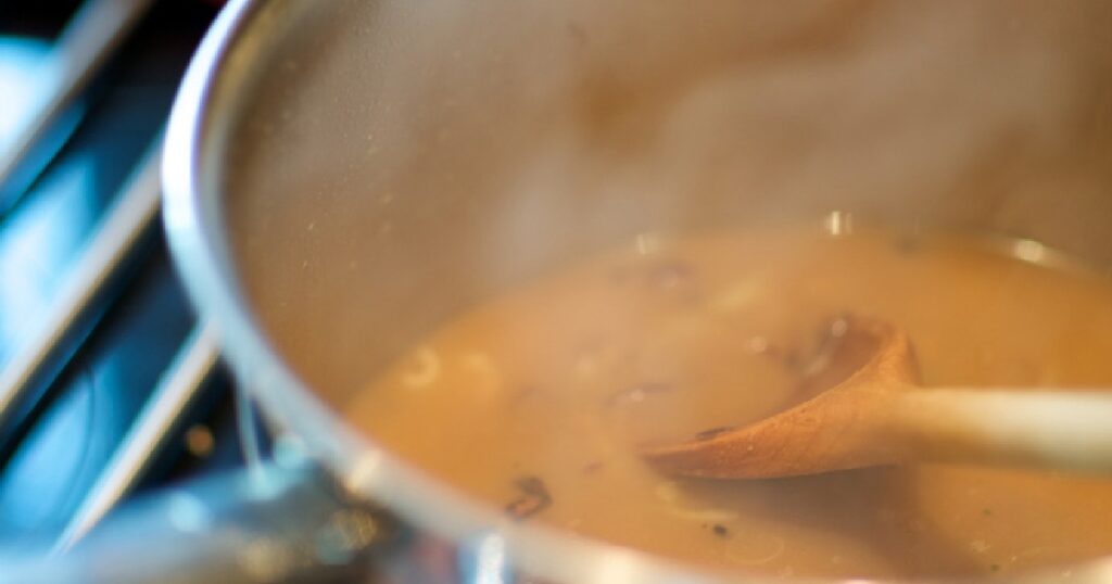 Ingredients You’ll Need for Nitro Gravy Sauce