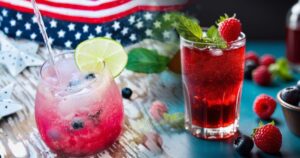 Receta de Nitro Berry Fizz: Un giro refrescante a las bebidas clásicas